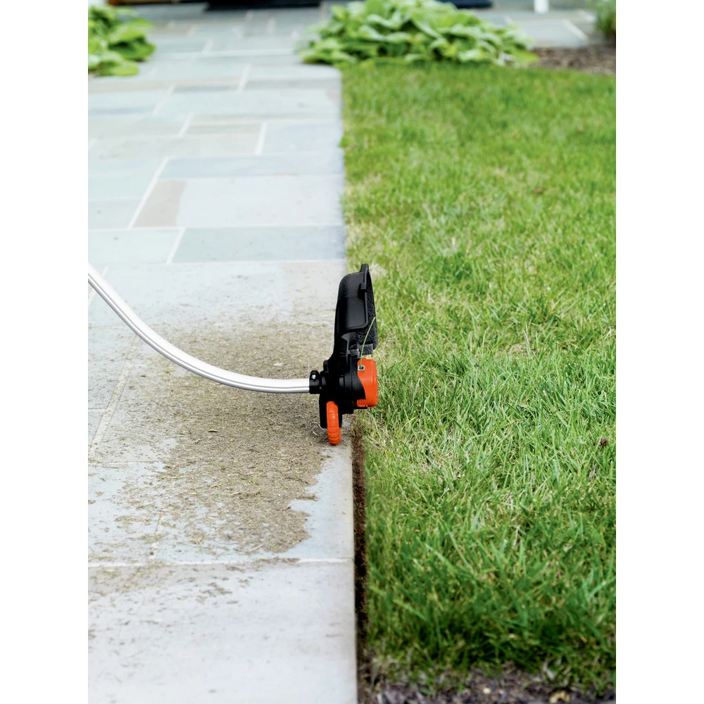 Black & Decker GH3000 120V 7.5 Amp Curved Shaft 14 In. Corded String Trimmer/Edger 8 Black & Decker GH3000 120V 7.5 Amp Curved Shaft 14 In. Corded String Trimmer/Edger - Image 6