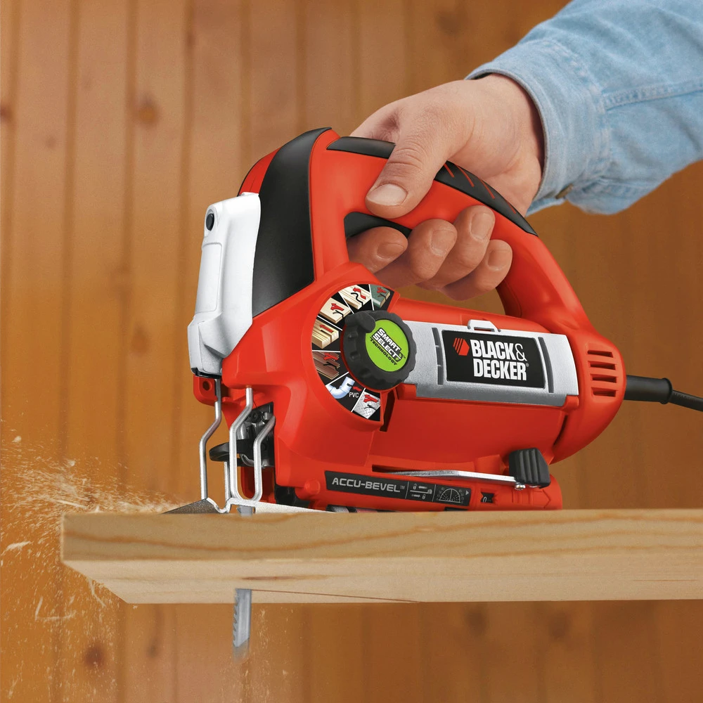 Black & Decker JS670V LINEFINDER 110V 6 Amp Variable Speed Corded Jigsaw With Smart Select Technology 6 Black & Decker JS670V LINEFINDER 110V 6 Amp Variable Speed Corded Jigsaw With Smart Select Technology - Image 4