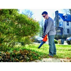 Black & Decker LB700 120V 7 Amp Corded Blower 12 Black & Decker LB700 120V 7 Amp Corded Blower -Black & Decker Sales Shop bdknlb700 d