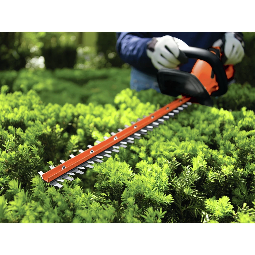 Black & Decker LHT2220B 20V MAX Lithium-Ion Dual Action 22 In. Cordless Electric Hedge Trimmer (Tool Only) 11 Black & Decker LHT2220B 20V MAX Lithium-Ion Dual Action 22 In. Cordless Electric Hedge Trimmer (Tool Only) - Image 9